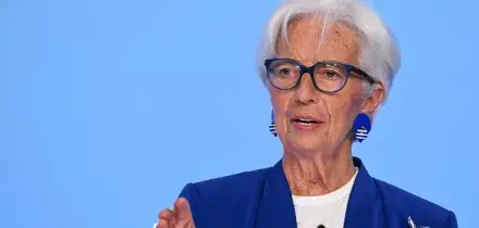 Lagarde: 'I tassi a lungo termine freneranno la crescita'
