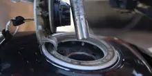 Il gasolio self in autostrada torna sopra i due euro al litro