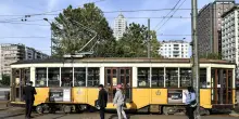 Chat sessista con foto di passeggere, i pm di Milano chiedono l'archiviazione