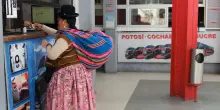 Crisi in Bolivia, il governo punta sui crediti di organizzazioni multilaterali