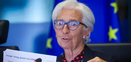 Lagarde: 'Impossibile ignorare lo shock energetico ma quella giusta &egrave; una risposta misurata '