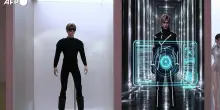I robot cinesi programmati con IA per "curare" la solitudine dei single
