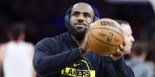 Nba: annuncio a sorpresa di LeBron James, giocher&agrave; con i Philadelphia 76ers