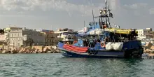 Sea Watch: '2 morti e 6 dispersi in naufragio tra Libia e Tunisia'