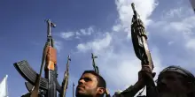 Houthi, risponderemo agli attacchi contro l'aeroporto di Sana'a