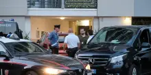 Omicidio a Milano, il fermato incastrato dall'impronta di una mano