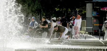 Oggi oltre i 40 gradi in Sardegna, in Italia aumentano i bollini rossi