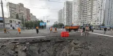 Attacco russo notturno su Kiev, due morti