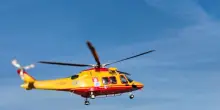 Operaio precipita da cinque metri in un cantiere nel Piceno, ricoverato