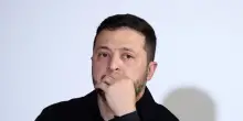 Zelensky visita le truppe ucraine sul fronte sudorientale