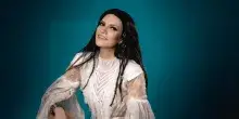 Laura Pausini con Robbie Williams e Nicole Scherzinger per cerimonia chiusura Mondiali