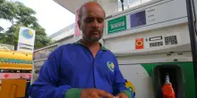 Il prezzo del petrolio cresce ancora, Wti supera gli 80 dollari, +2,85%