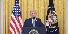 Trump: 'Sistema elettorale a rischio brogli, Cina ha rubato dati'