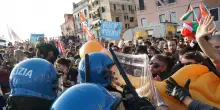 Proteste per l'arrivo a Venezia di Tilman Fertitta, Cgil: 'Una vergogna accogliere il mega yacht dell'ambasciatore Usa'