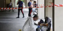 Omicidio a Modena, uomo accoltellato nell'androne di un condominio