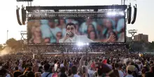 Bad Bunny infiamma Milano: "La Maura parla spagnolo"