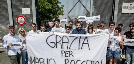 Salvini a Bollate dopo la prima notte in carcere di Roggero