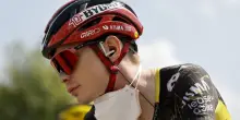 Tour: Evenepoel beffa Pogacar a Plateau de Solaison, terzo Del Toro. Vingegaard cade e si ritira