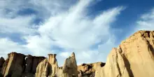 L'isola 'portaerei inaffondabile' a guardia di Hormuz
