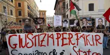In sei coinvolti per la morte di Fakir, il pm applica lo scudo. La famiglia: 'Non indaghi la polizia'