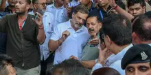 Rahul Gandhi fermato dalla polizia dopo le proteste