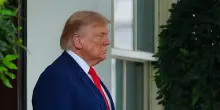 Trump, ogni volta che l'Iran spara a Hormuz colpiremo un ponte o centrale elettrica