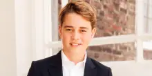 Il principe George compie 13 anni, una foto da teenager per festeggiarlo