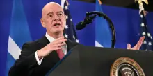 Trump difende Infantino: 'Un terribile errore sostituirlo alla Fifa'