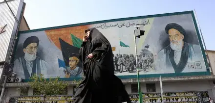 Nuova notte di attacchi degli Usa. Trump: 'I danni alle navi coperti dai beni dell'Iran'