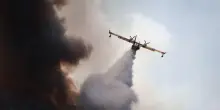 Due Canadair e tre elicotteri per spegnere un rogo in Ogliastra