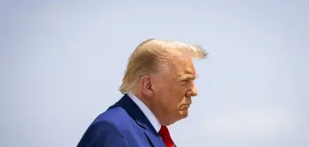 Trump: 'Sono vicino a una decisione su un attacco massiccio all'Iran'