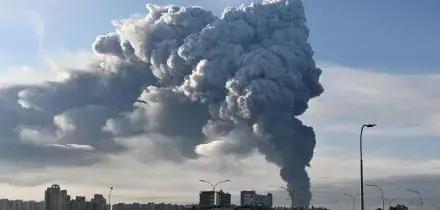 Media: 'In fiamme il magazzino Wildberries di San Pietroburgo'. Sei morti a Kirov