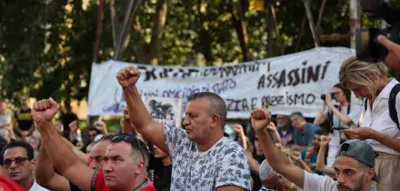 A Bologna il corteo per Fakir, il sindaco Lepore sotto scorta
