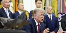Trump: 'Sospesi i raid all'Iran per dare una chance ma sono pronto a un'azione forte'