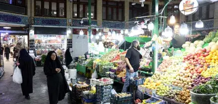 Axios, 'per funzionari Usa sanzioni all'Iran fanno pi&ugrave; male dei raid'