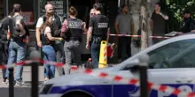 Attacco con il coltello a Parigi: ferite tre donne, una &egrave; incinta. Fermato un uomo