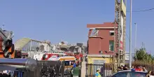Crollo edificio: cliente negozio, 'uscita in tempo, &egrave; venuto tutto gi&ugrave;'