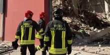 Crolla un edificio a Messina, almeno 5 feriti gravi in ospedale. Sei i dispersi