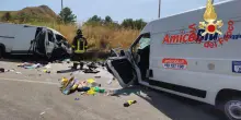 Scontro tra due furgoni nell'Ennese, due morti e tre feriti