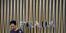 Prada, nel semestre ricavi +16%, utile scende a 328 milioni