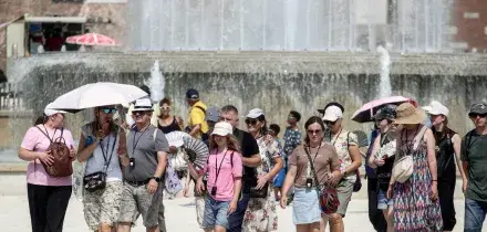 Il caldo non molla, ancora 25 citt&agrave; col bollino rosso domani e mercoled&igrave;