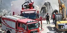 Si scava nel palazzo a Messina, avanza l'ipotesi del cedimento