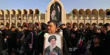 Teheran, iniziati ufficialmente i funerali di Khamenei
