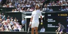Wimbledon: Djokovic batte Safiullin e va ai quarti