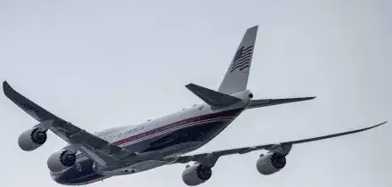 Nyt, mandati comparizione ai nostri reporter per notizie su nuovo Air Force One