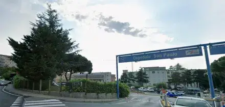 Morto Yassine accoltellato in spiaggia, una lite per il posto-letto