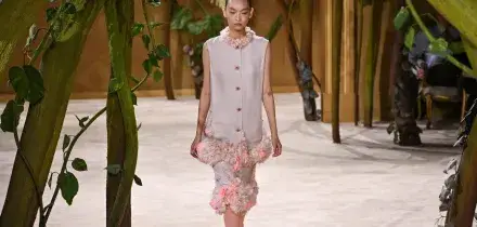 Le fate di Chanel sfilano al Grand Palais di Parigi / GUARDA LA GALLERY