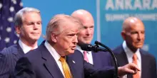 Trump, 'Spagna cattiva, Italia buona. Al di l&agrave; di piccoli screzi Nato unita'
