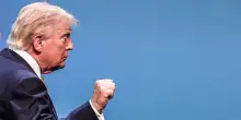 Trump, chieder&ograve; alla Corte Suprema di riesaminare la decisione sullo ius soli
