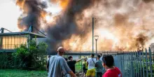 Maxi rogo a Milano, 'all'origine surriscaldamento batterie in un pacco'